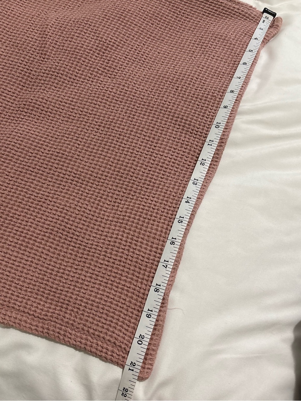 2 Pillow Shams - Picture 6 of 7